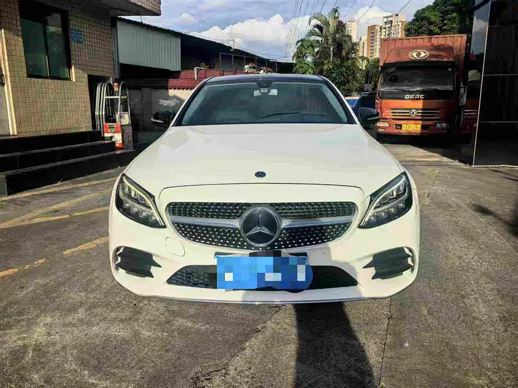 Mercedes-Benz C-Class — миниатюра 2