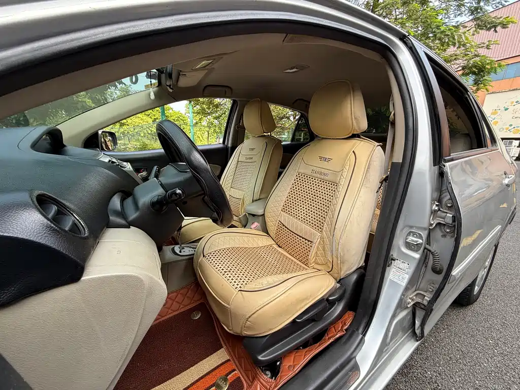 Toyota Vios — миниатюра 9