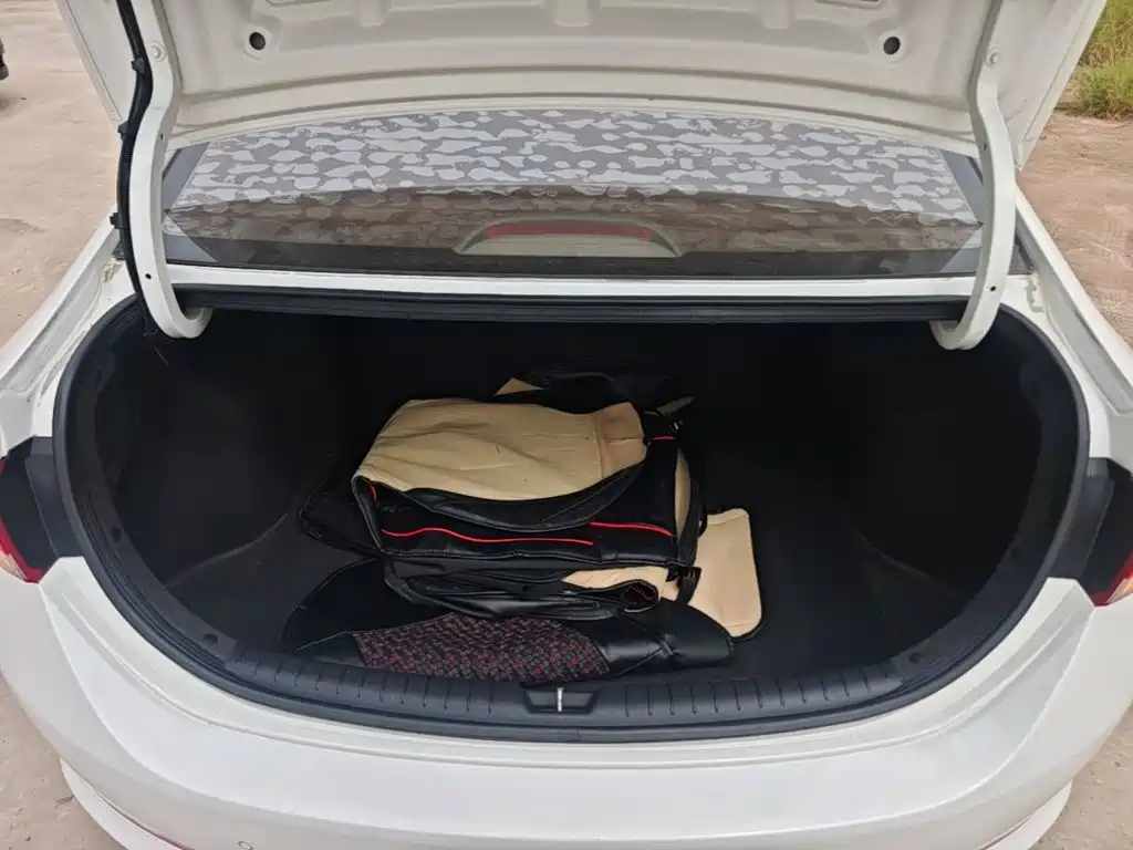 Hyundai Verna — миниатюра 19