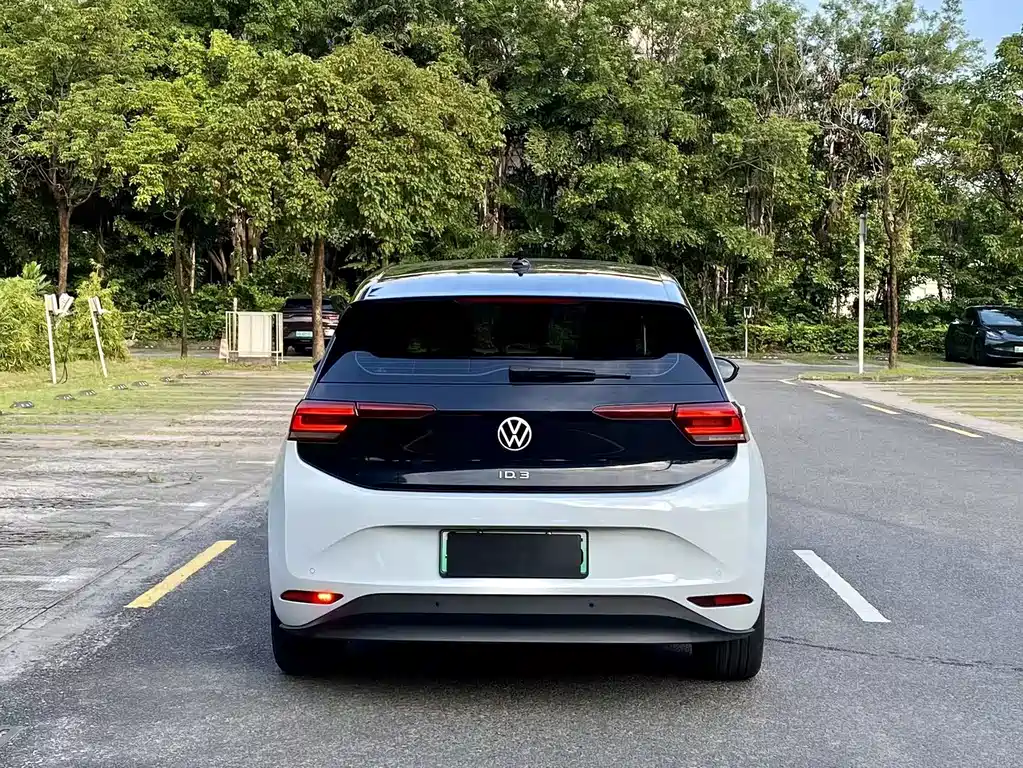 Volkswagen ID.3 — миниатюра 14