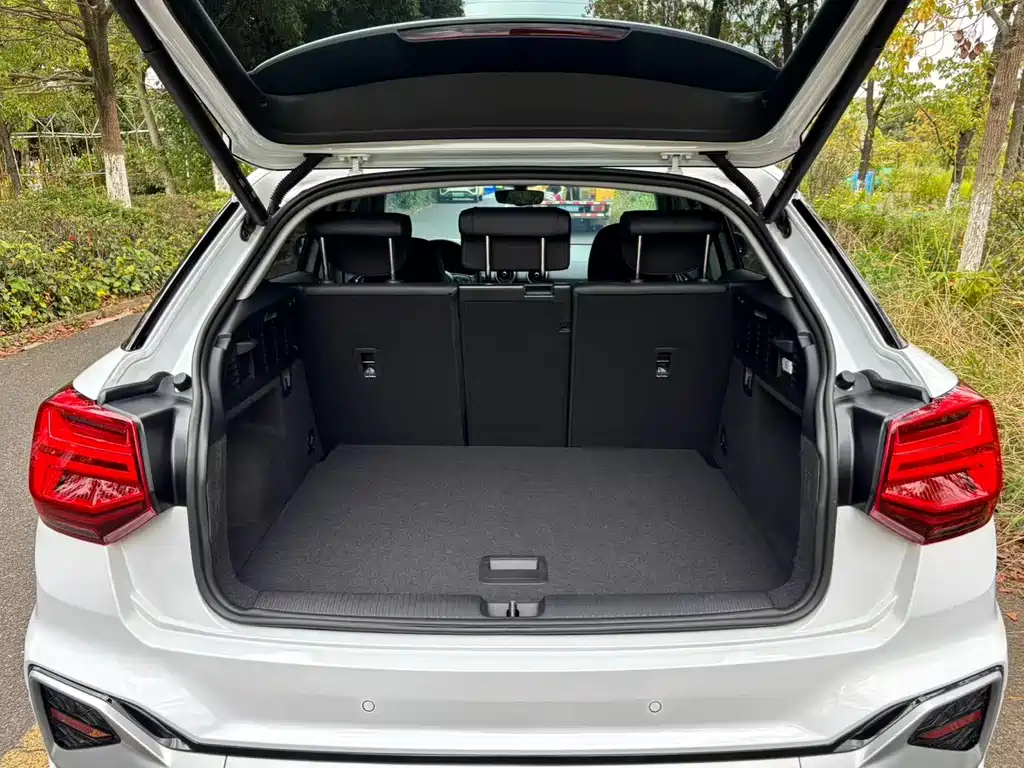 Audi Q2L — миниатюра 32