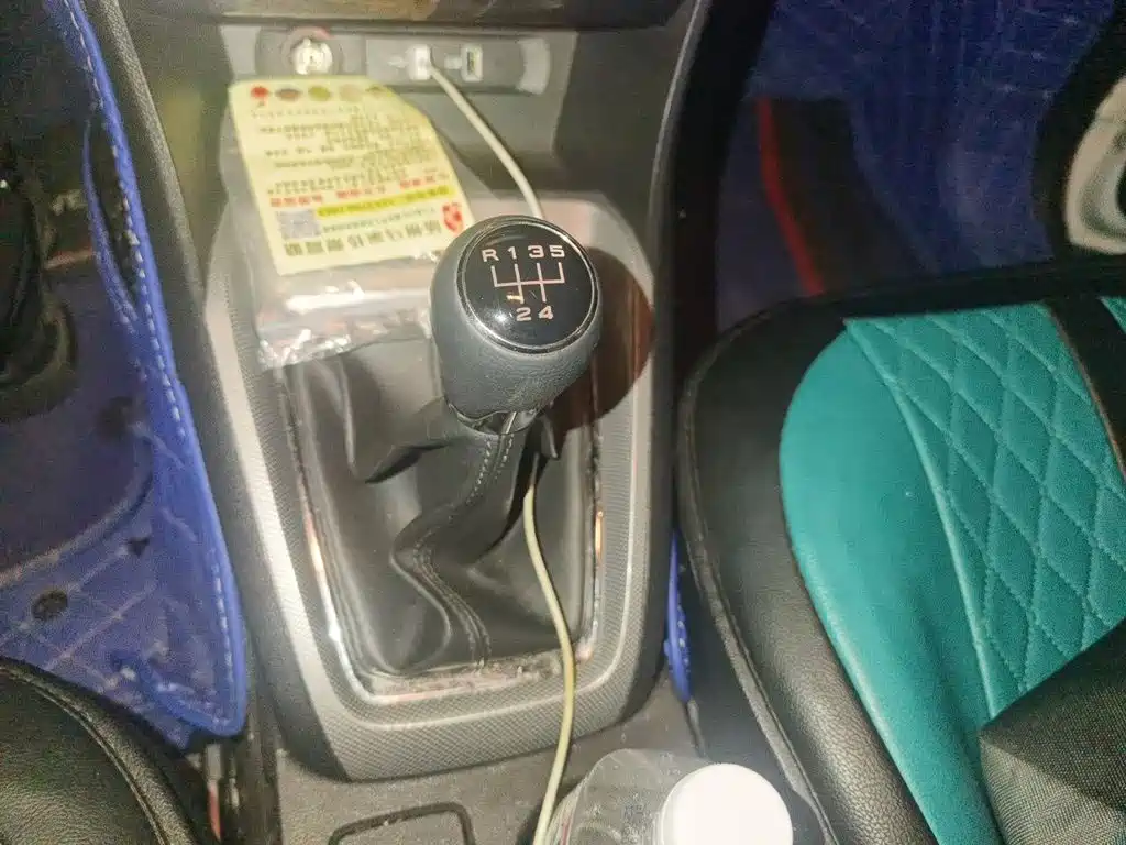 Roewe RX3 — миниатюра 7