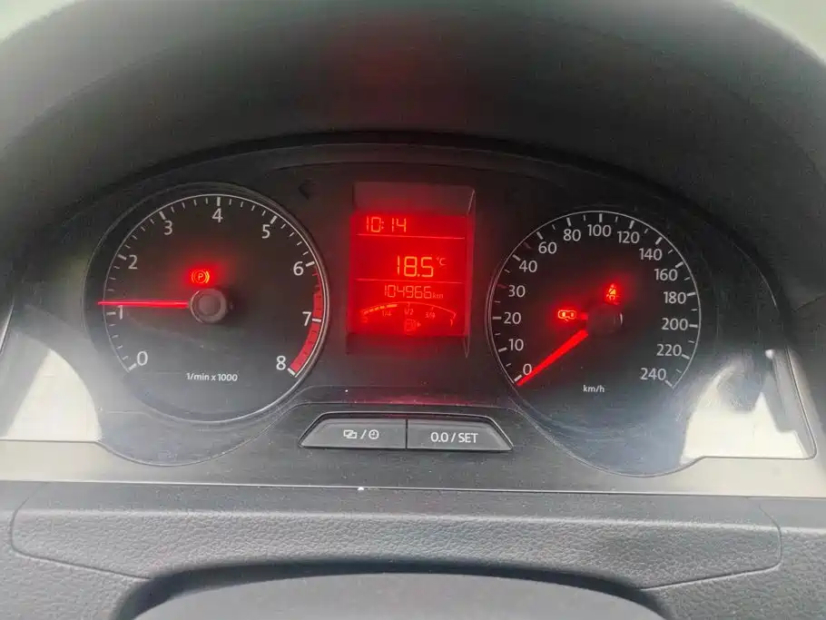 Volkswagen Santana — миниатюра 14