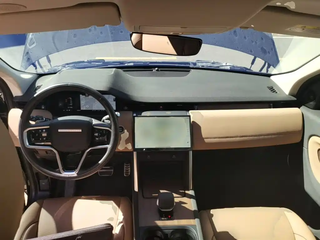 Land Rover Discovery Sport — миниатюра 10