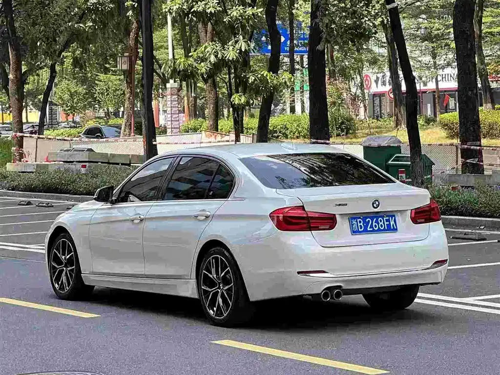 BMW 3 Series — миниатюра 3