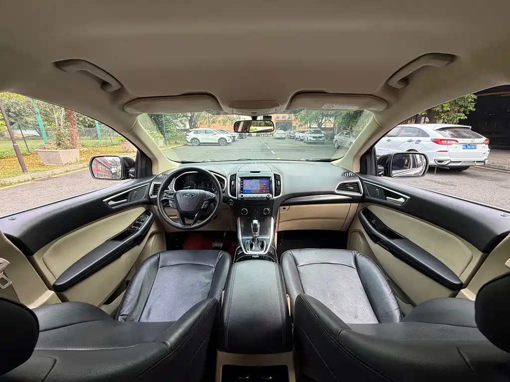 Ford Edge — миниатюра 14