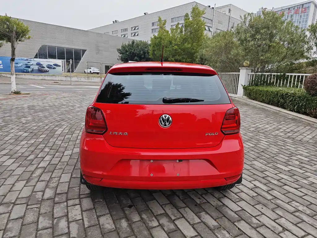 Volkswagen Polo — миниатюра 8