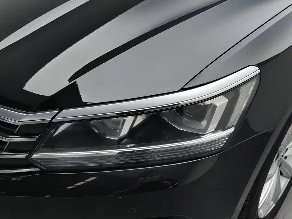 Volkswagen Passat — миниатюра 7