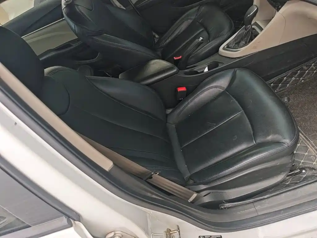 Buick Excelle — миниатюра 25