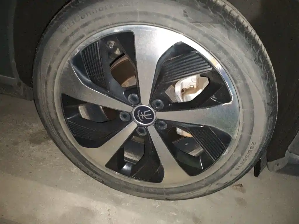 BYD PLUS New Energy — миниатюра 8