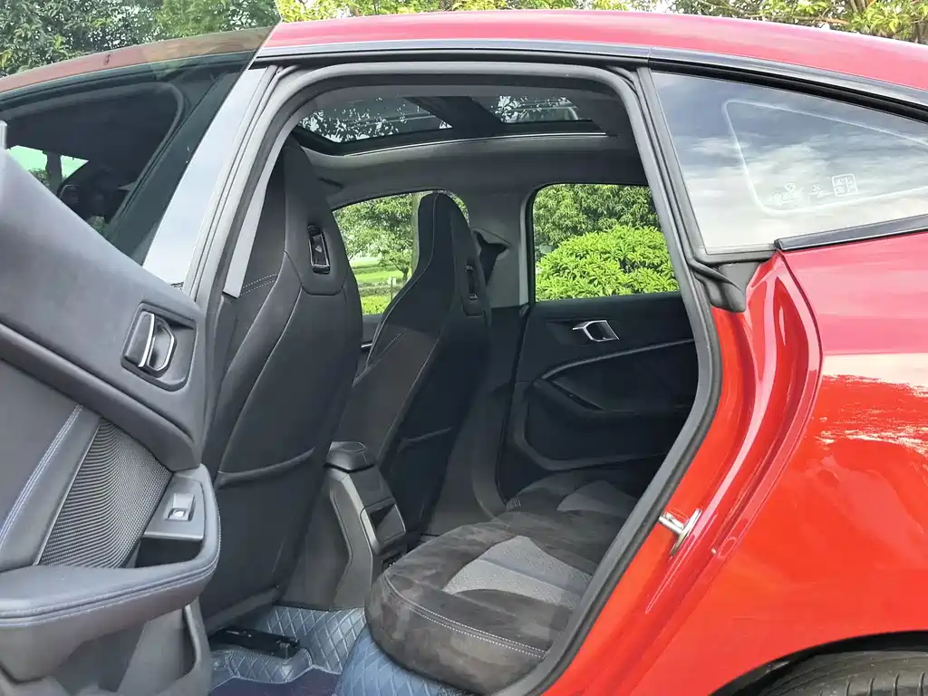 BMW 2 Series (Import) — миниатюра 12