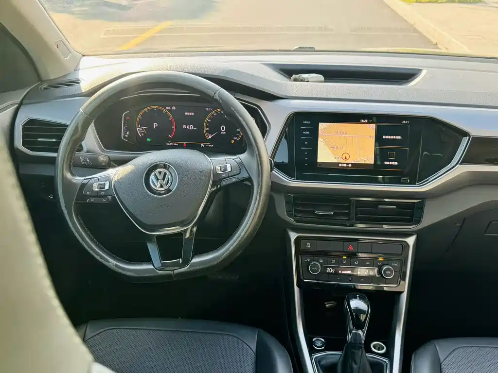 Volkswagen T-Cross — миниатюра 5