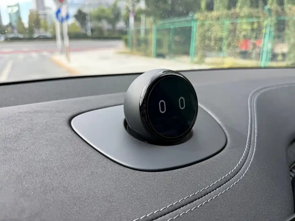 NIO EC6 — миниатюра 17