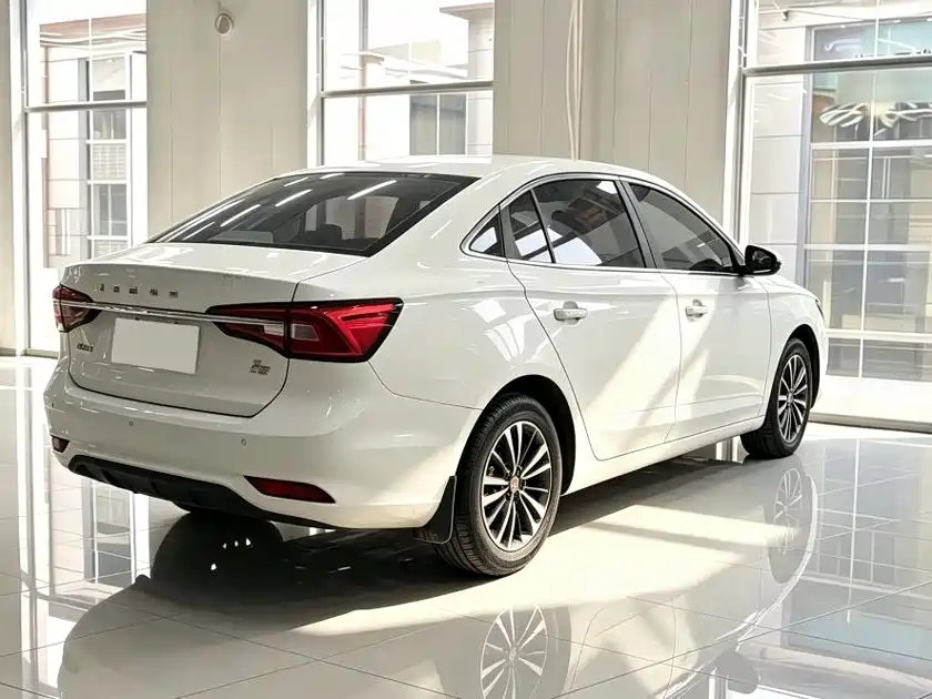 Roewe i5 — миниатюра 6