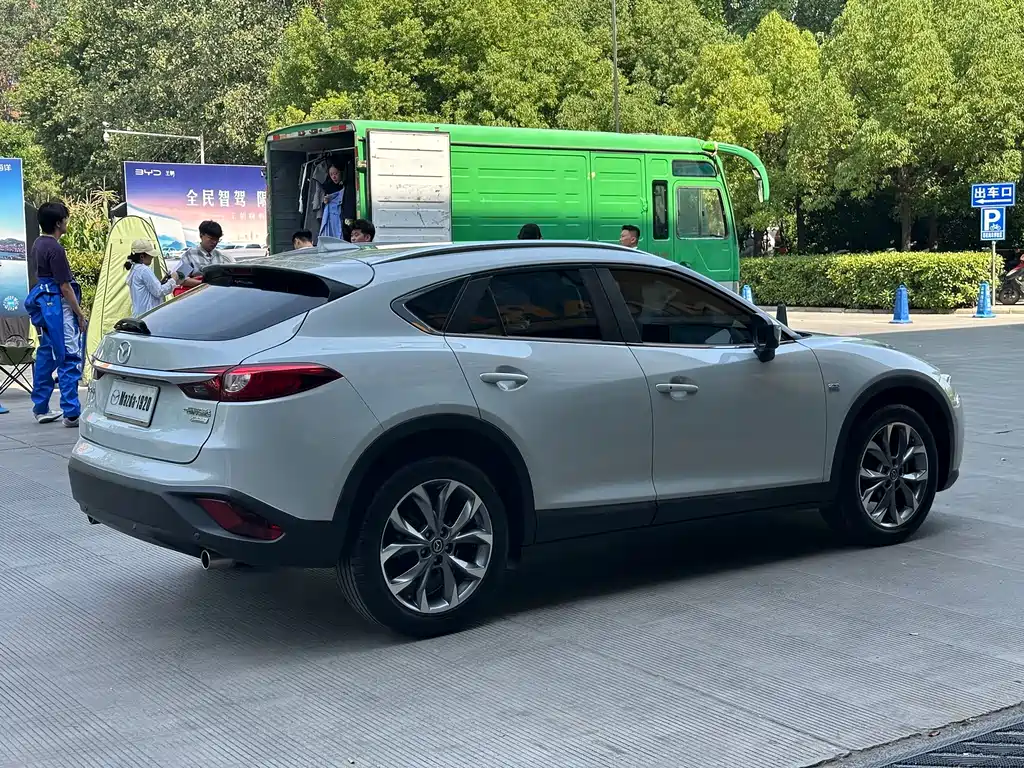 Mazda CX-4 2016 2.5L AT