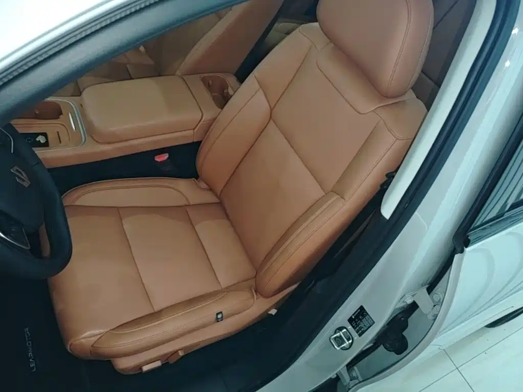 Leapmotor Leapmotor C10 — миниатюра 15