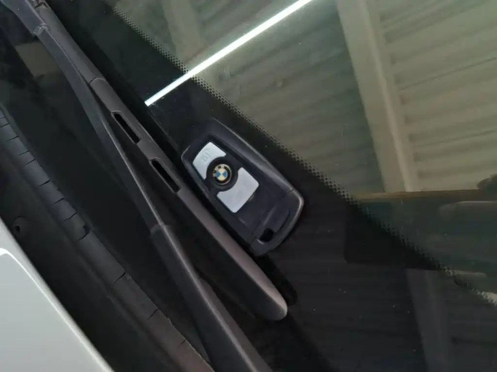 BMW 3 Series — миниатюра 9