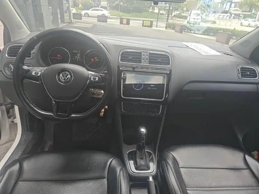 Volkswagen Polo — миниатюра 10