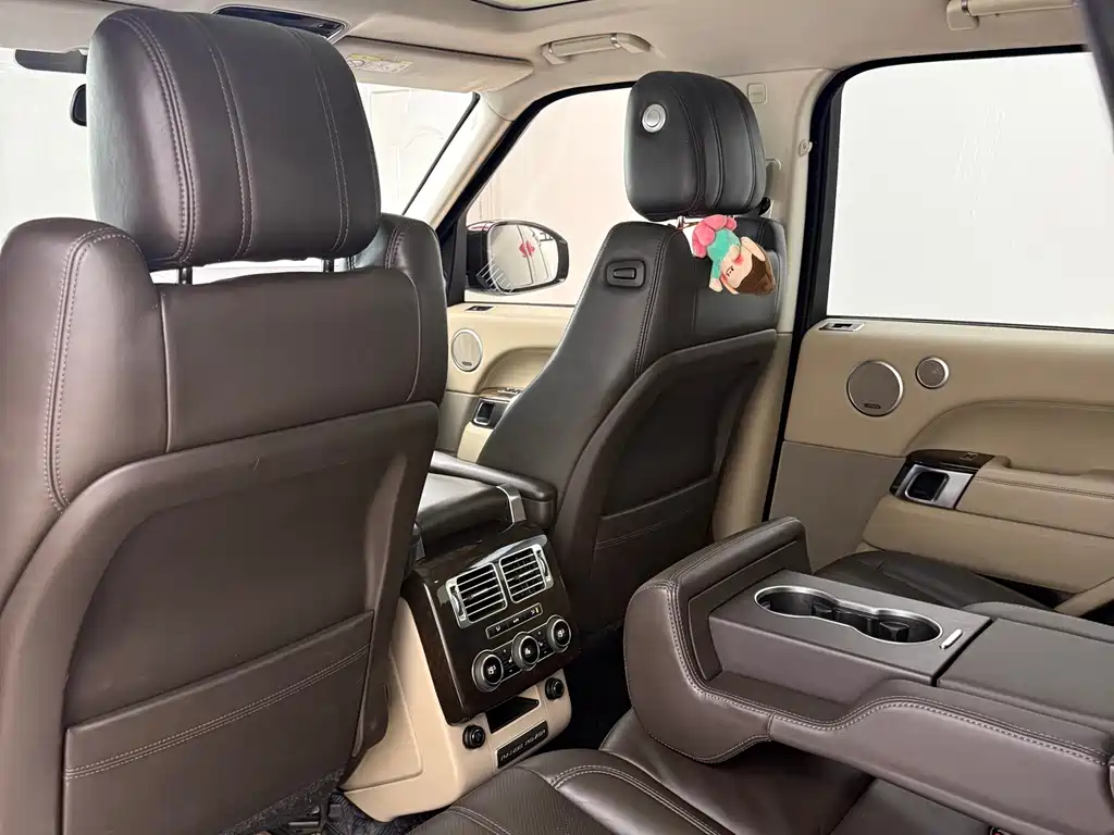 Land Rover Range Rover — миниатюра 18