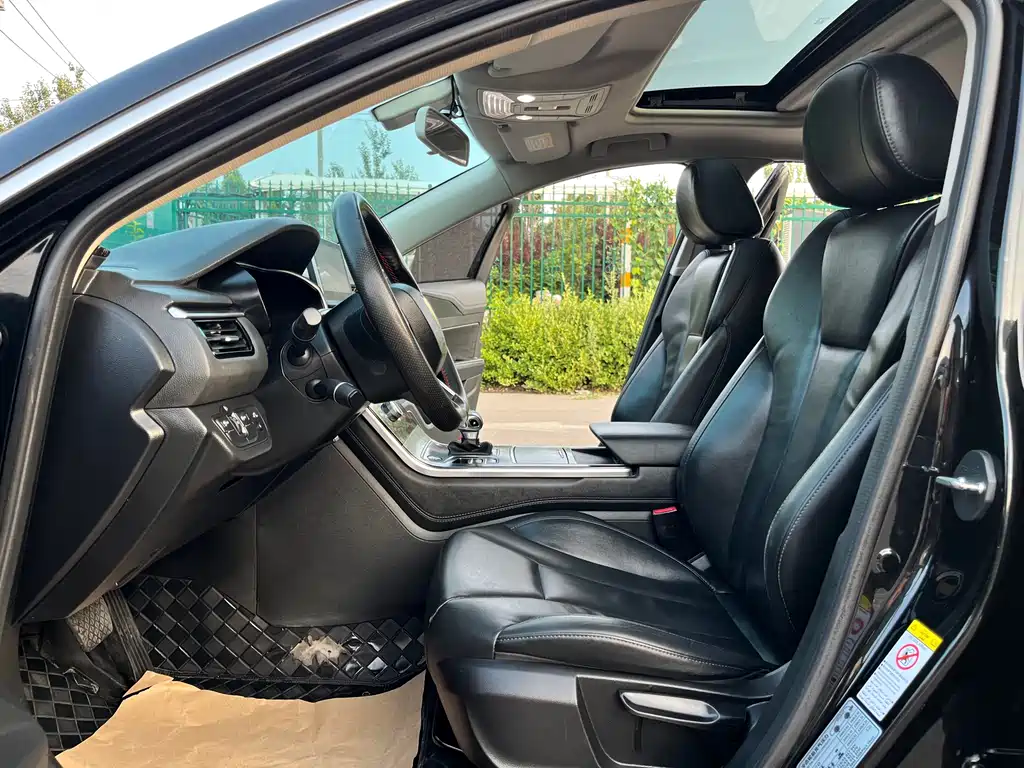 Hongqi H5 2020 1.5T DCT