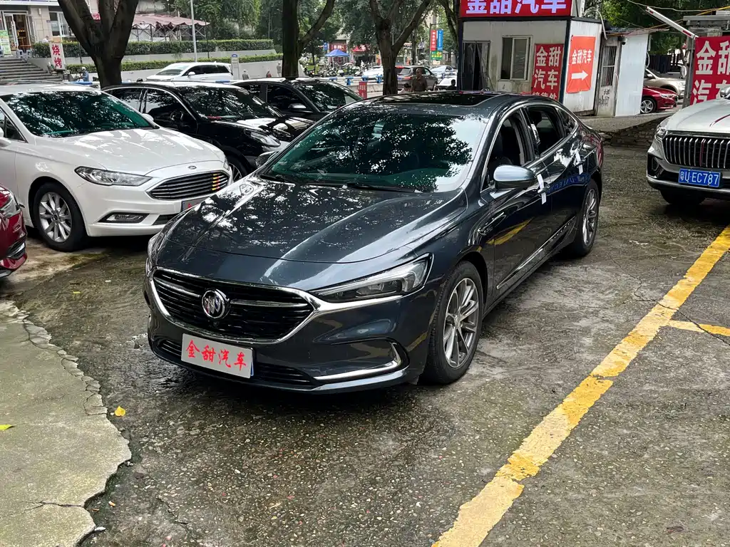 Buick LaCrosse — миниатюра 3