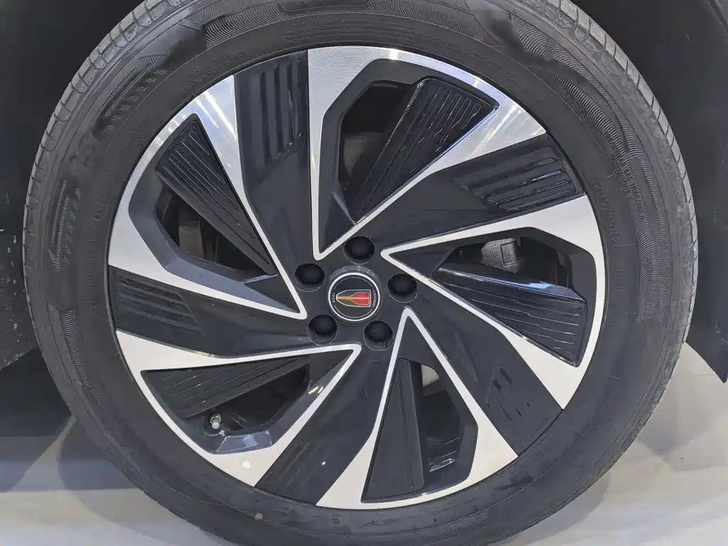 Hongqi Hongqi HS7 PHEV — миниатюра 23