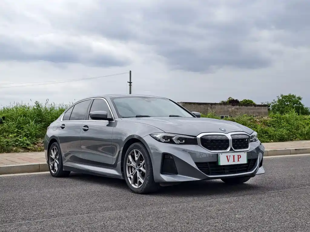 BMW i3 2024 eDrive 35 L