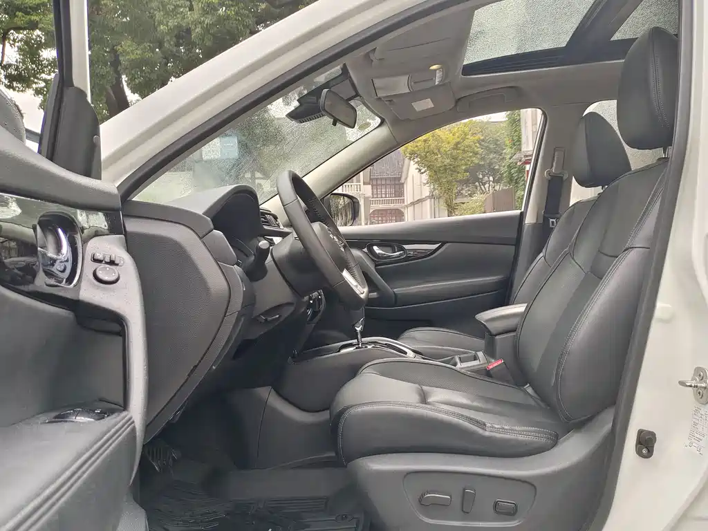 Nissan X-Trail — миниатюра 9