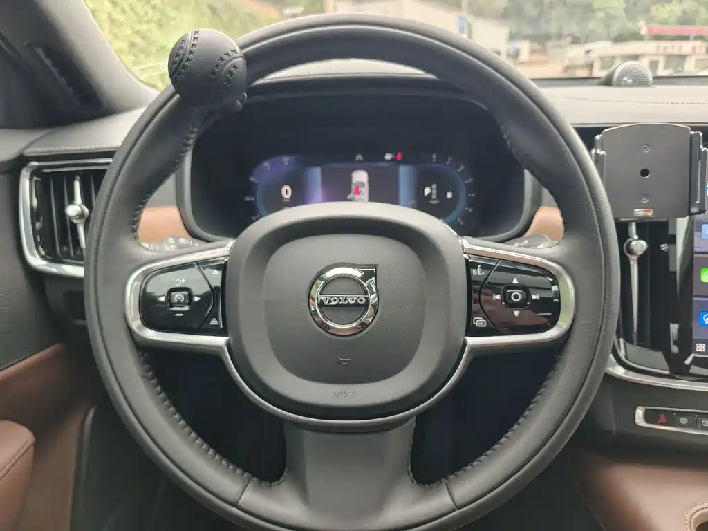 Volvo S90 — миниатюра 12