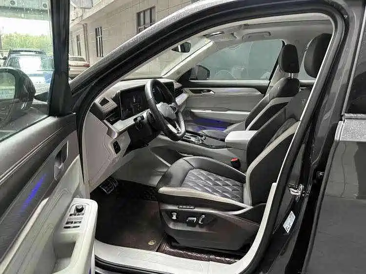 Volkswagen Tavendor 2023 380TSI R-Line
