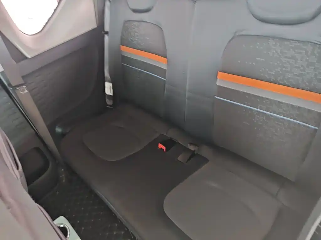 Wuling MINIEV — миниатюра 17