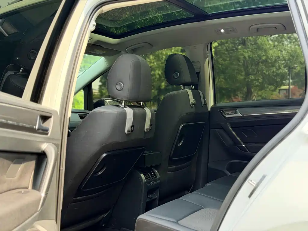 Volkswagen Golf Sportsvan — миниатюра 9