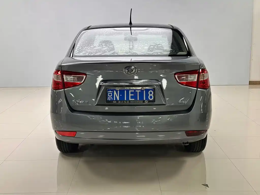 Dongfeng S30 2011 1.6L MT Luxury