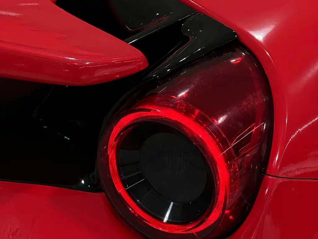Ferrari 488 — миниатюра 14