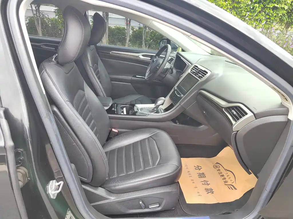 Ford Mondeo — миниатюра 16