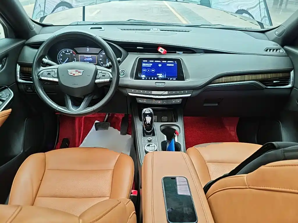 Cadillac XT4 — миниатюра 10