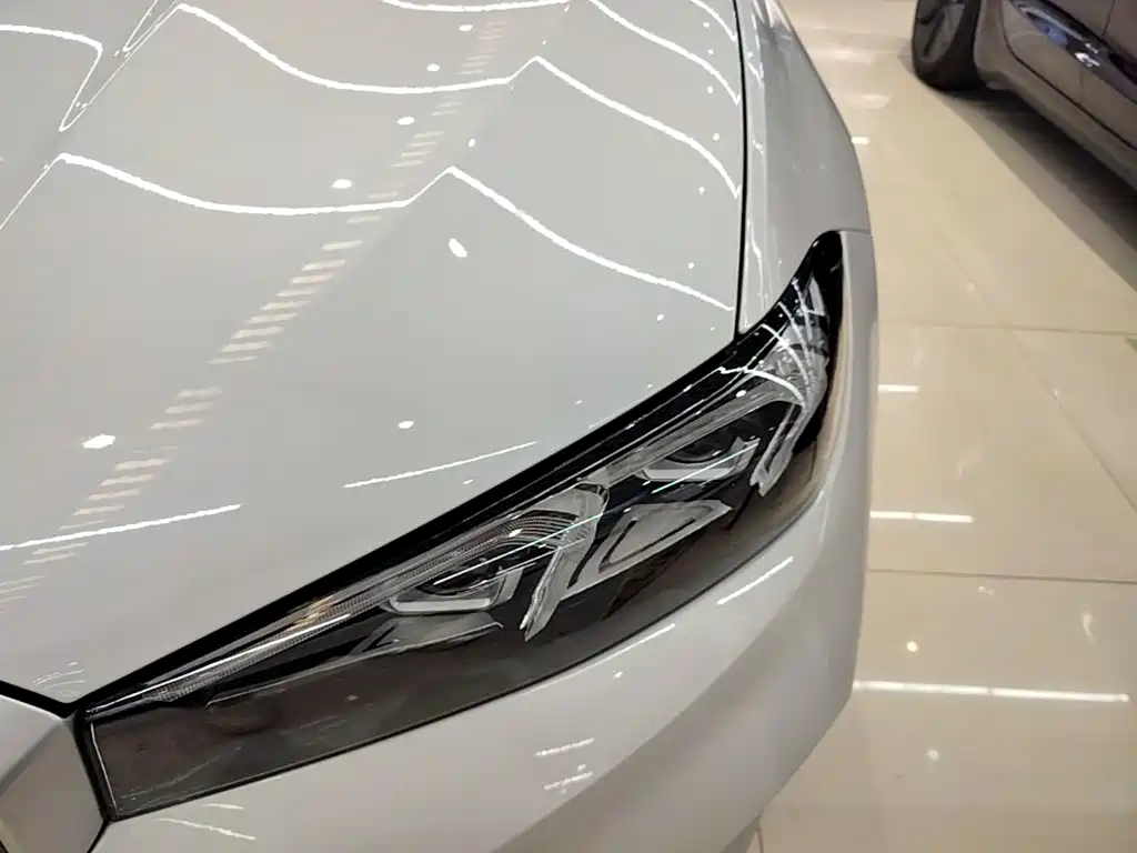 BMW i3 — миниатюра 24