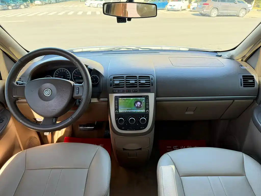 Buick GL8 — миниатюра 5
