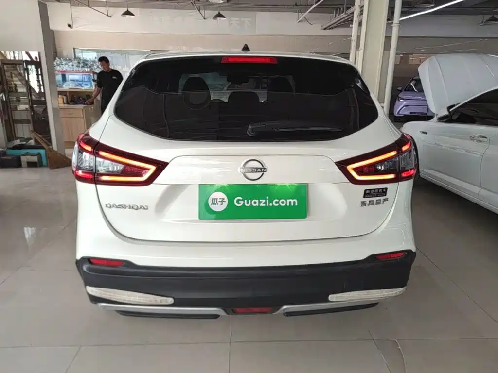 Nissan Qashqai — миниатюра 6