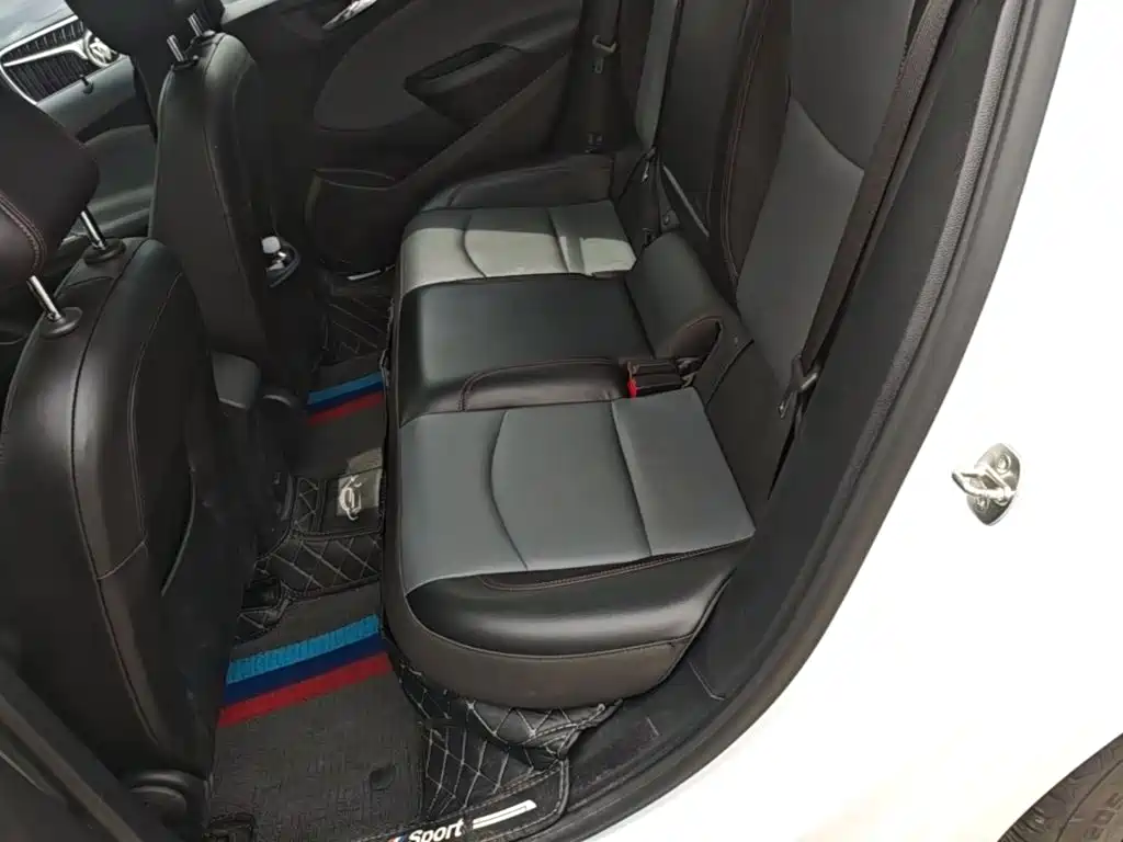 Chevrolet Cruze — миниатюра 17