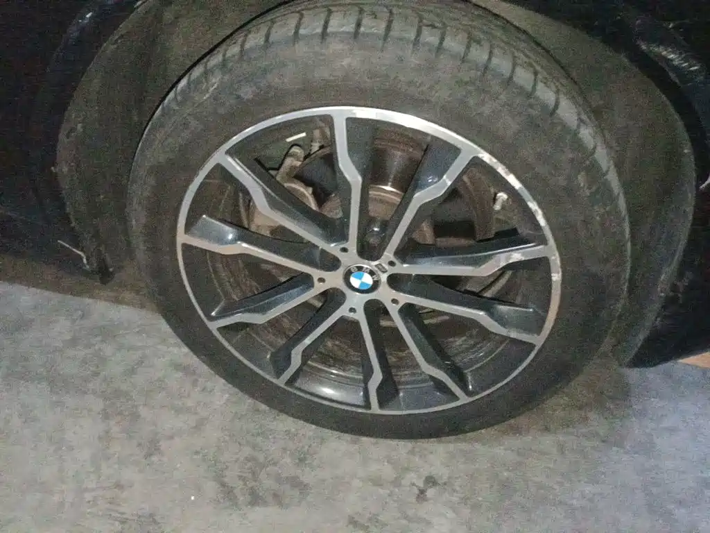 BMW X3 — миниатюра 24