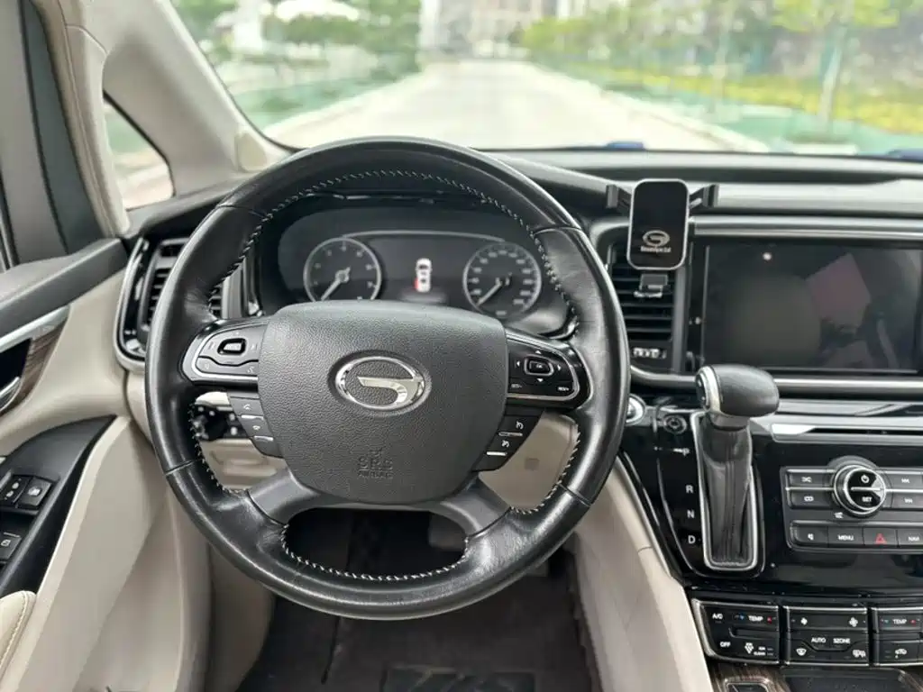 GAC M8 2018 320T Luxury