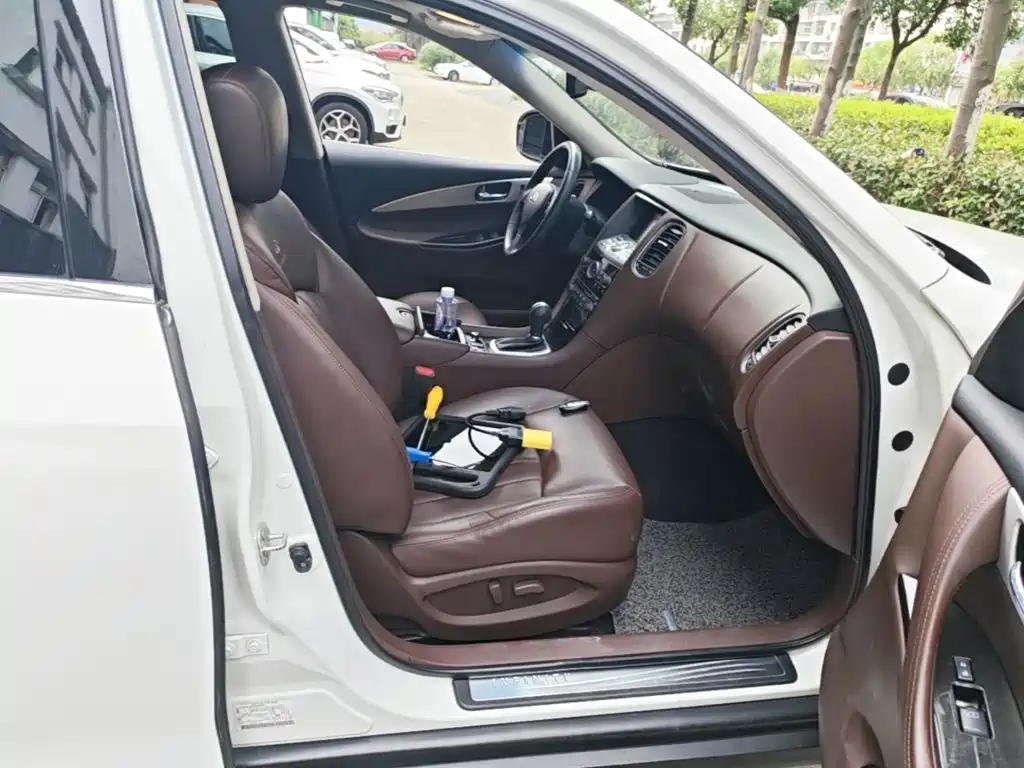 Infiniti QX50 (Import) — миниатюра 25