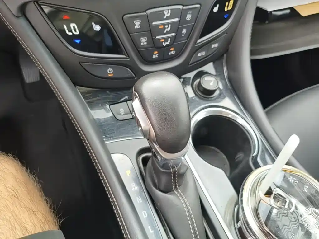 Buick Envision Plus — миниатюра 14