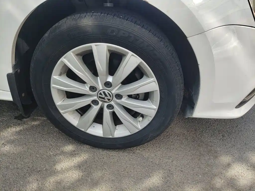 Volkswagen Sagitar — миниатюра 24