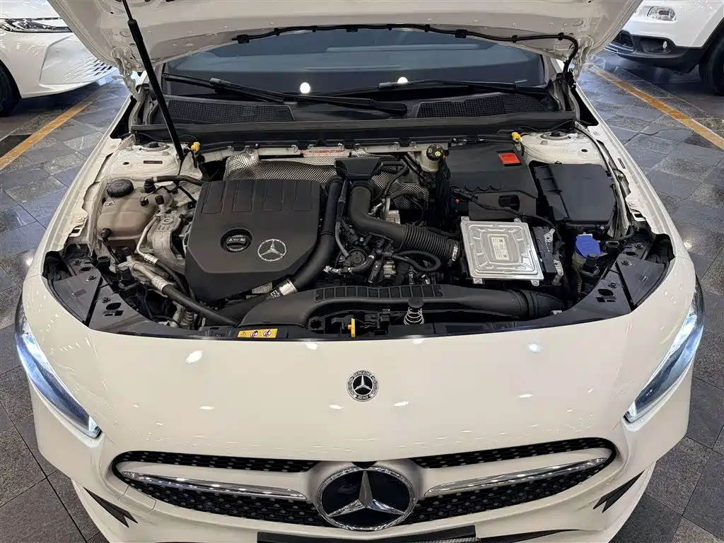 Mercedes-Benz A-Class — миниатюра 18
