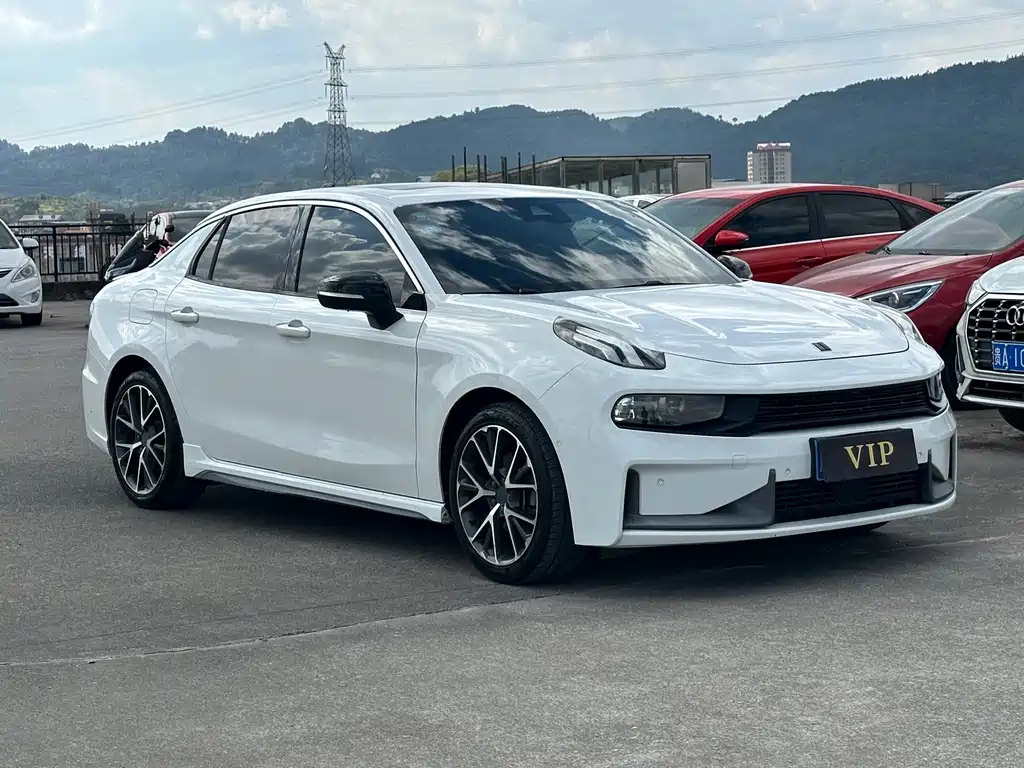 Lynk & Co 03 — миниатюра 3