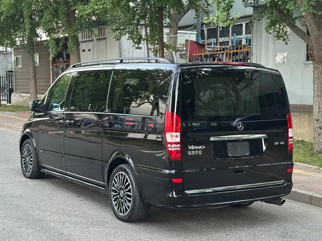 Mercedes-Benz Viano — миниатюра 7