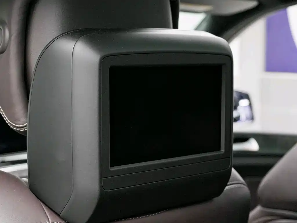 Mercedes-Benz GLS AMG — миниатюра 22