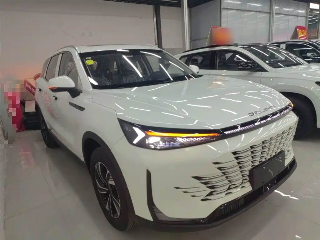 BAIC X7 2023 1.5TD DCT +